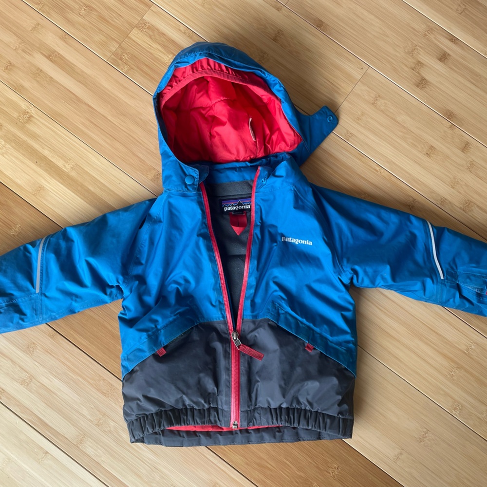 Patagonia jacket snow pile